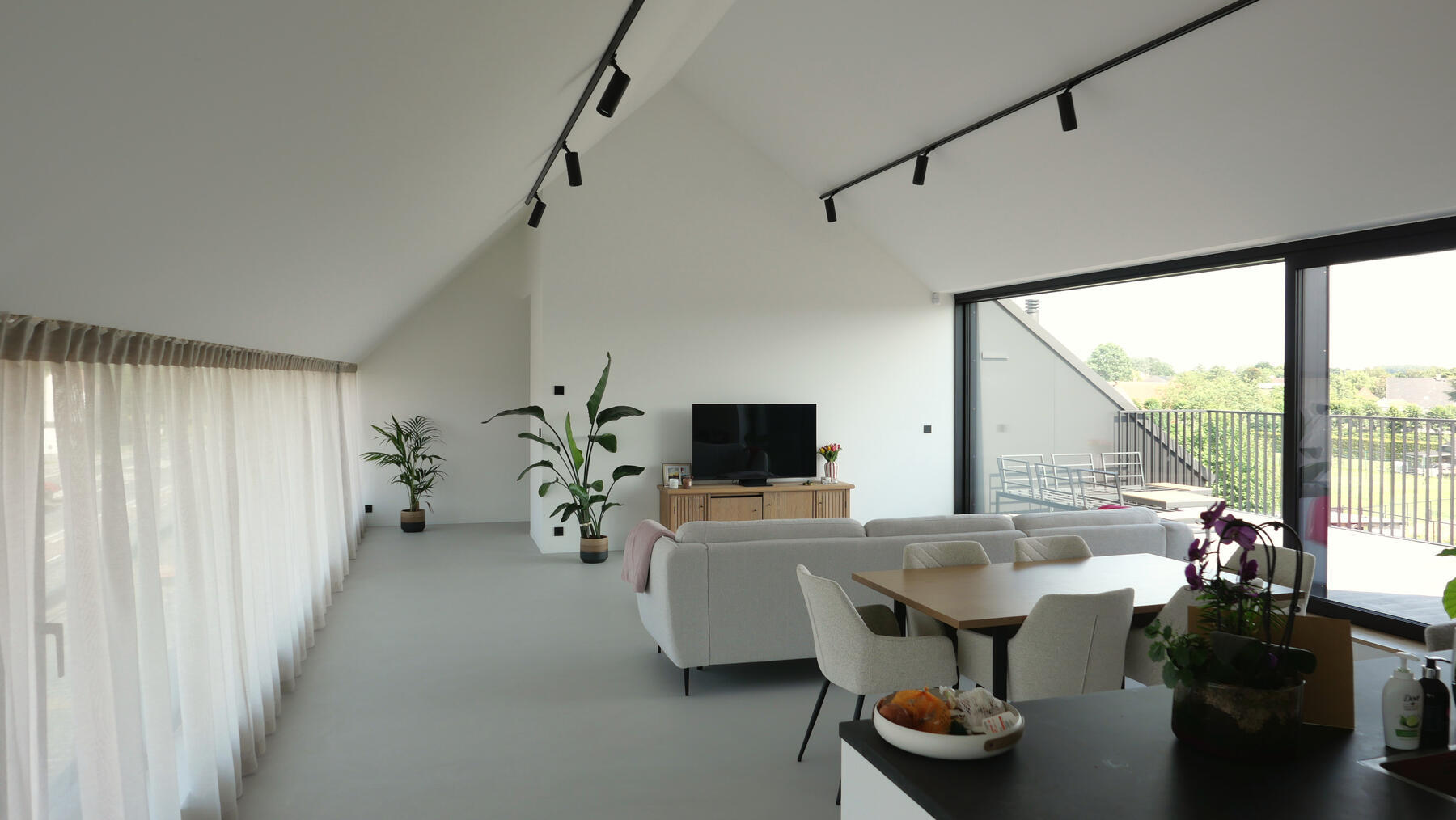 Kantoor met appartementen XL