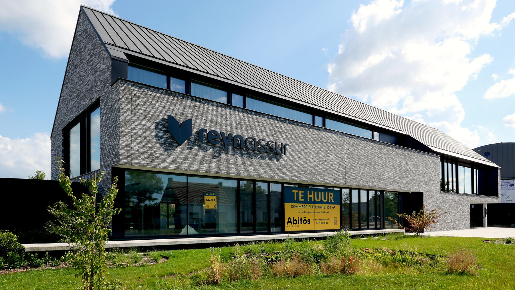 Kantoor met appartementen XL